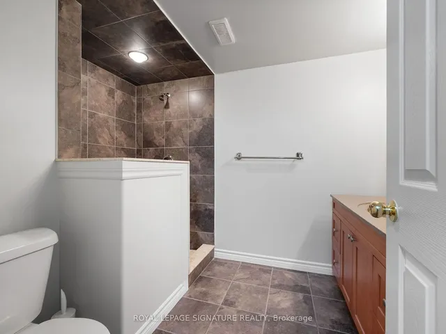 Additional property image - 9 1/2 York St Unit 2