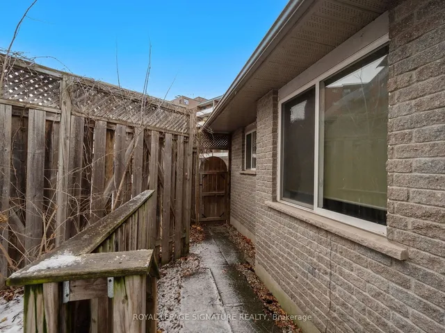 Additional property image - 9 1/2 York St Unit 2