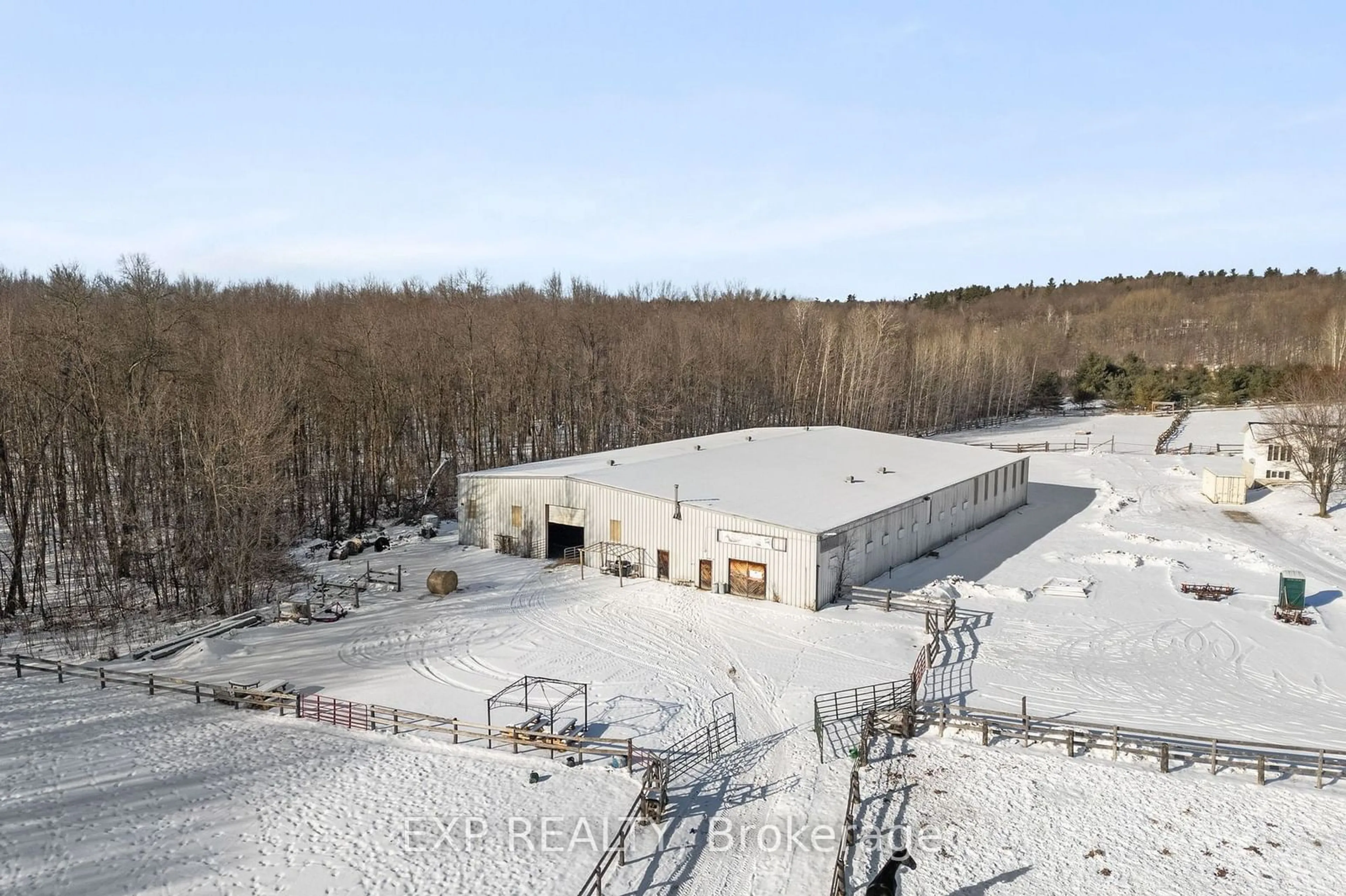 A pic from outside/outdoor area/front of a property/back of a property/a pic from drone, building for 20771 Highway No. 17, Whitewater Region Ontario K8A 6W3