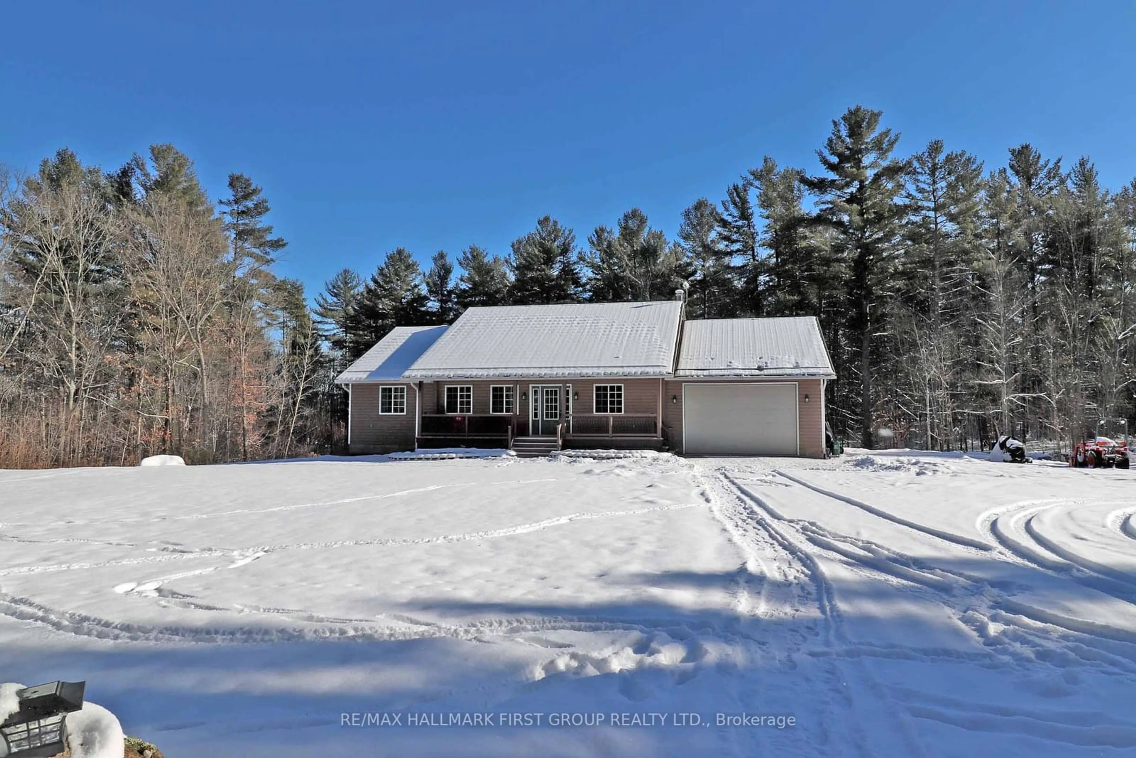 A pic from outside/outdoor area/front of a property/back of a property/a pic from drone, street for 456 Labarge Rd, Tweed Ontario K0K 3J0