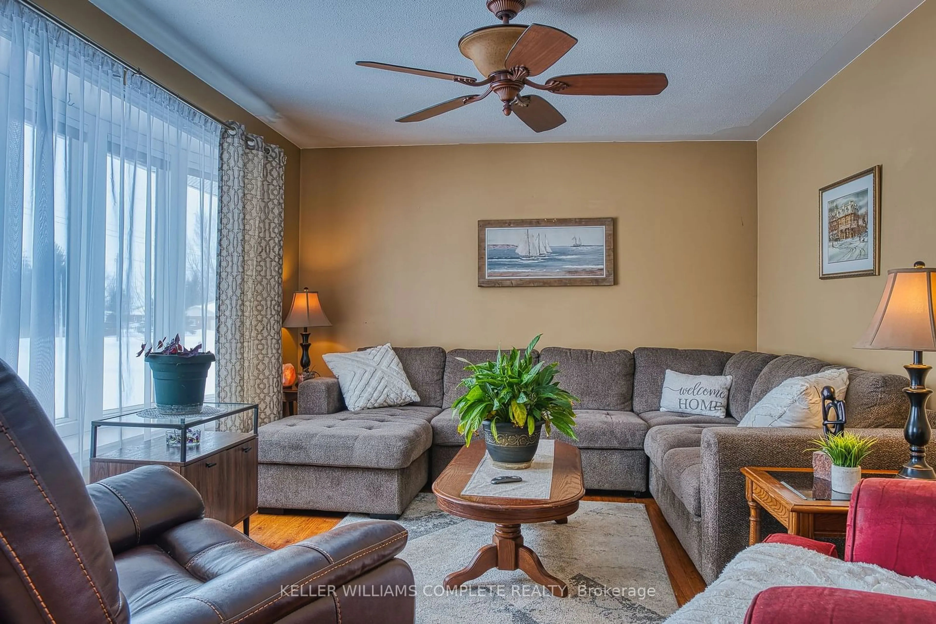 Living room with furniture, unknown for 26 Thomas St, Arran-Elderslie Ontario N0H 1A0