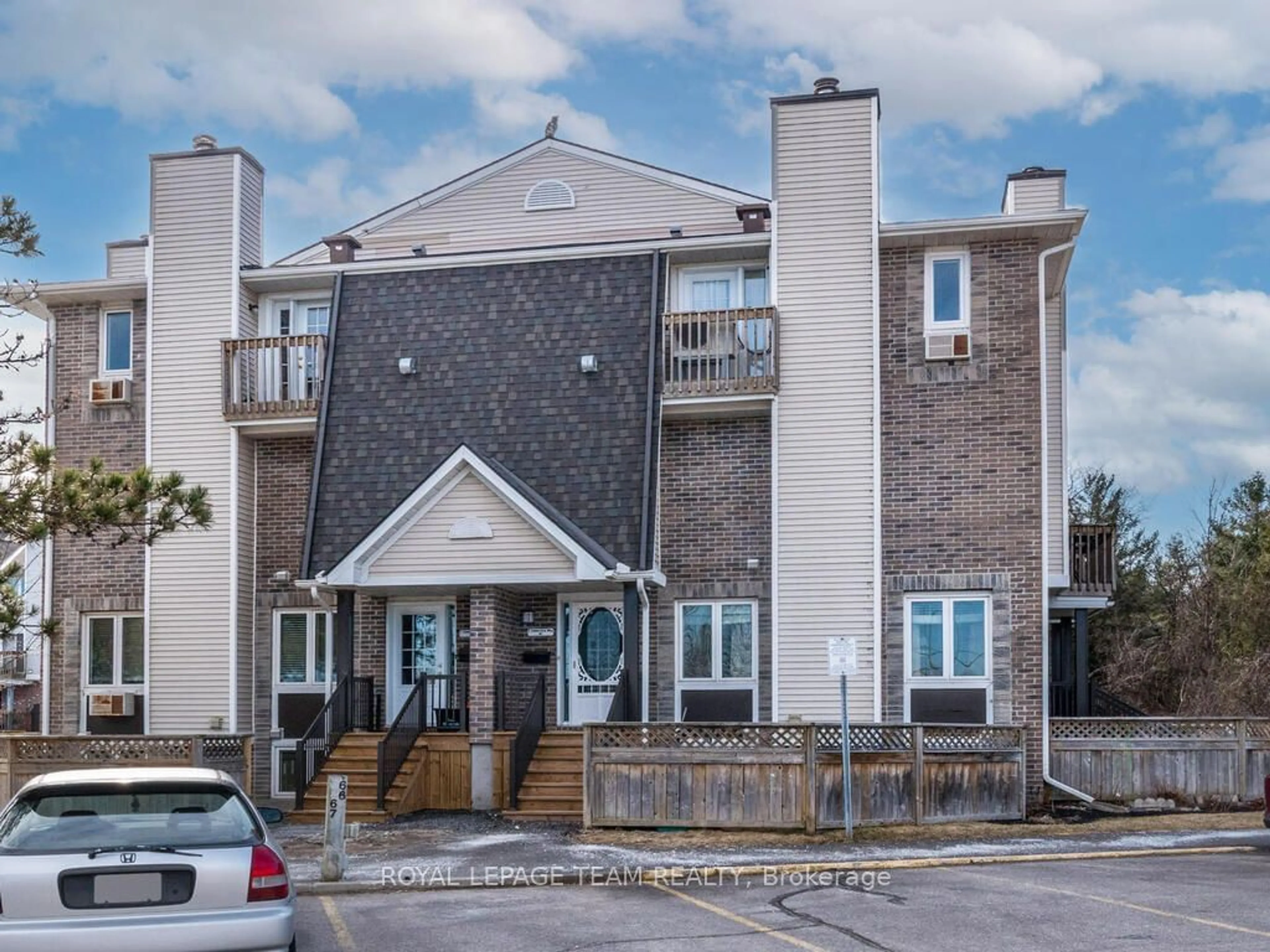 A pic from outside/outdoor area/front of a property/back of a property/a pic from drone, street for 1-7 TIMBERVIEW Way, Bells Corners and South to Fallowfield Ontario K2H 9M5