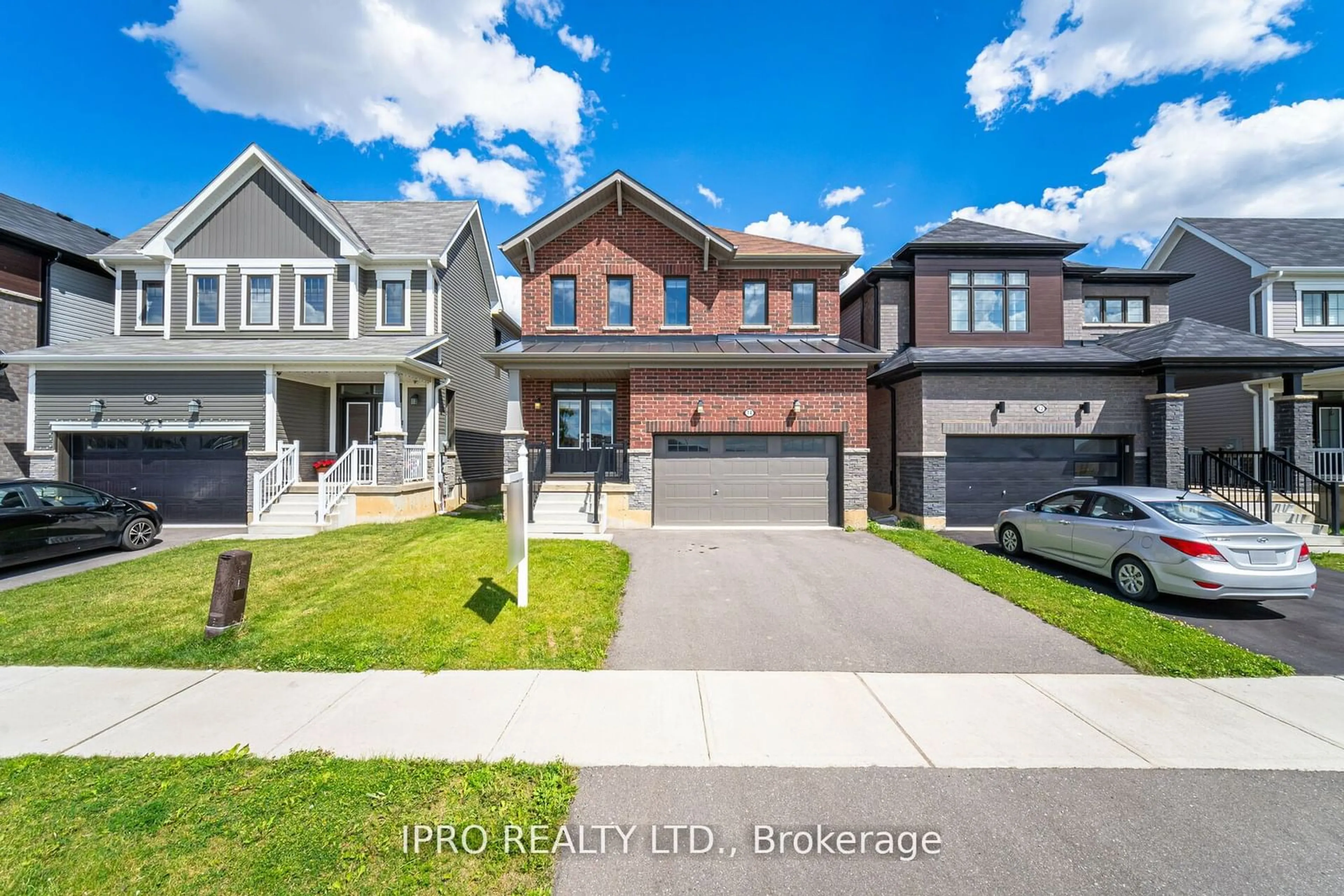 Home with brick exterior material, street for 14 Whithorn Cres, Haldimand Ontario N3W 0E5