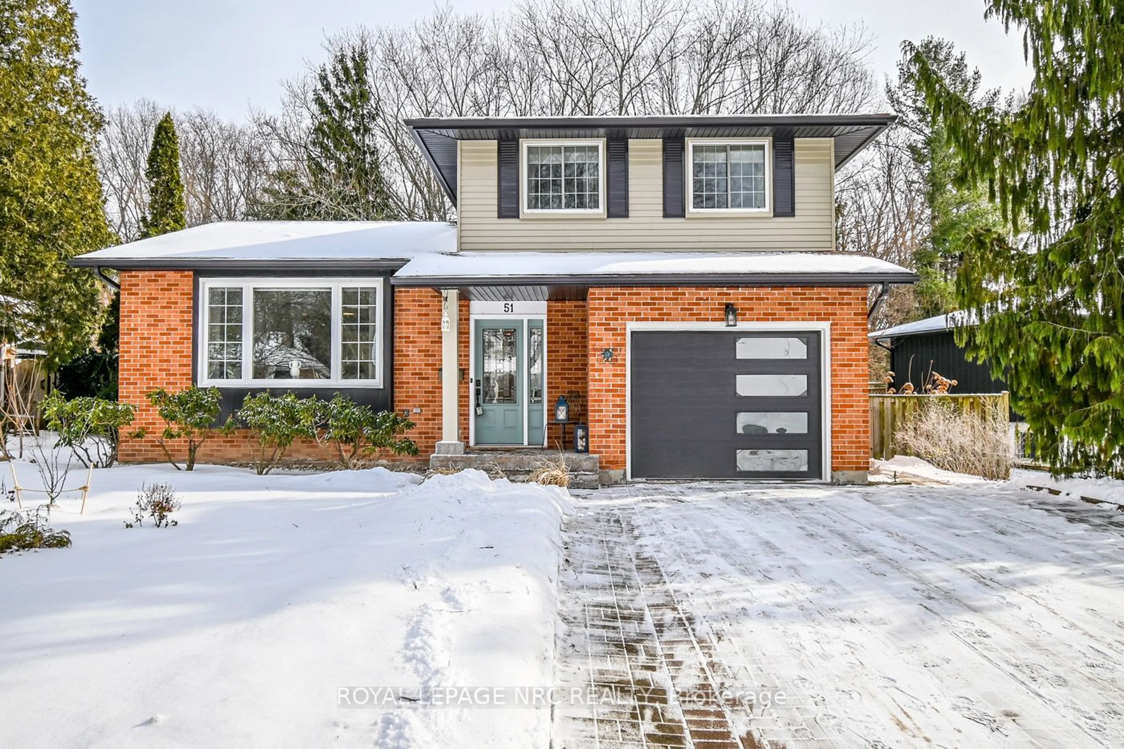 Home with brick exterior material, street for 51 Spruceside Cres, Pelham Ontario L0S 1E1