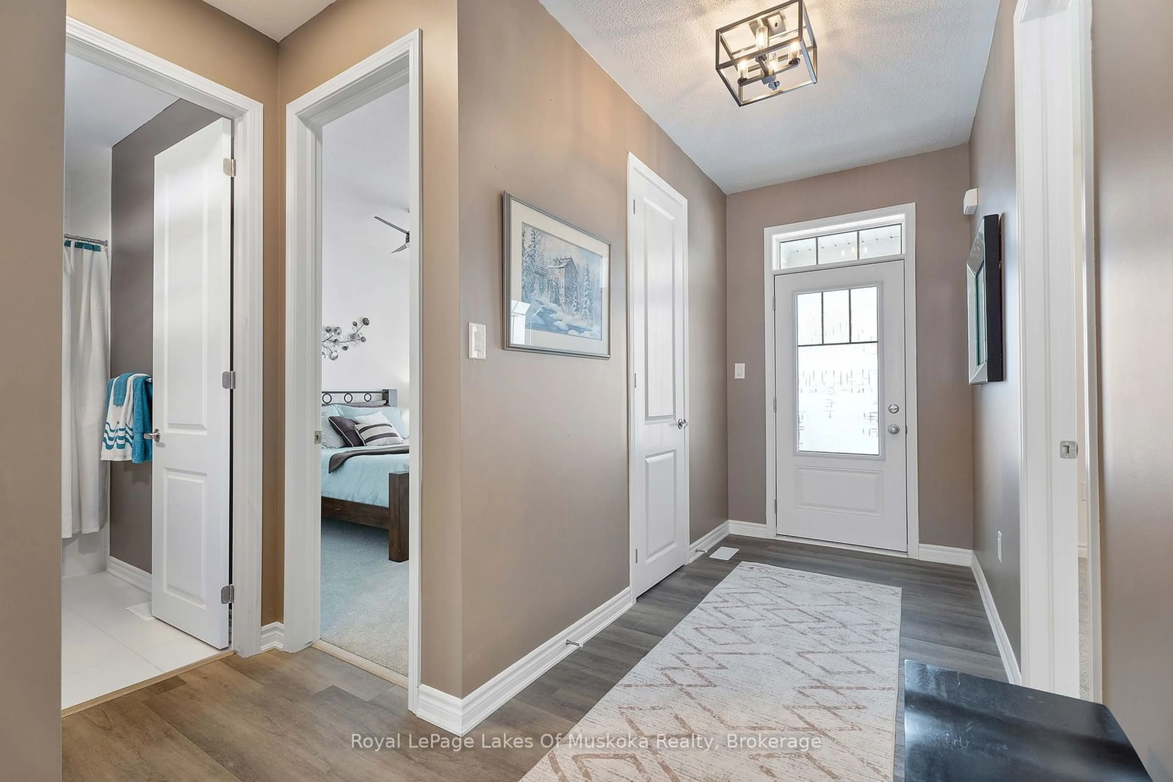 Indoor entryway for 55 Dyer Cres, Bracebridge Ontario P1L 0A9