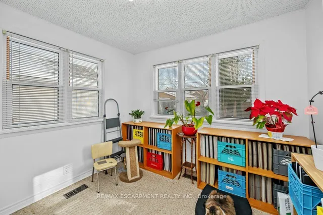Additional property image - 91 Province St