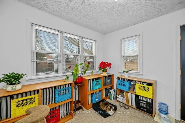 Additional property image - 91 Province St