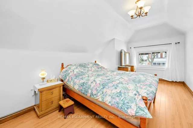 Additional property image - 91 Province St