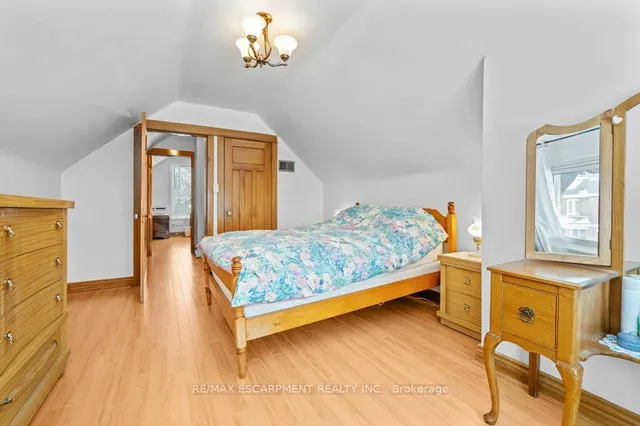 Additional property image - 91 Province St