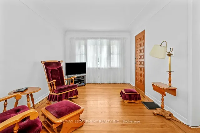 Additional property image - 91 Province St