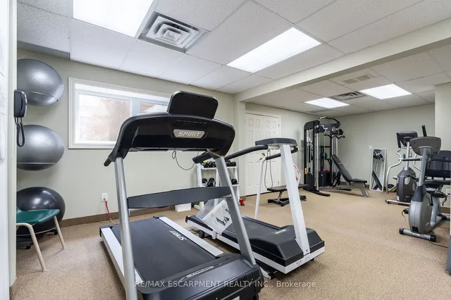 Additional property image - 136 Glenariff Dr