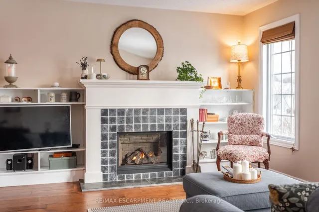 Additional property image - 136 Glenariff Dr