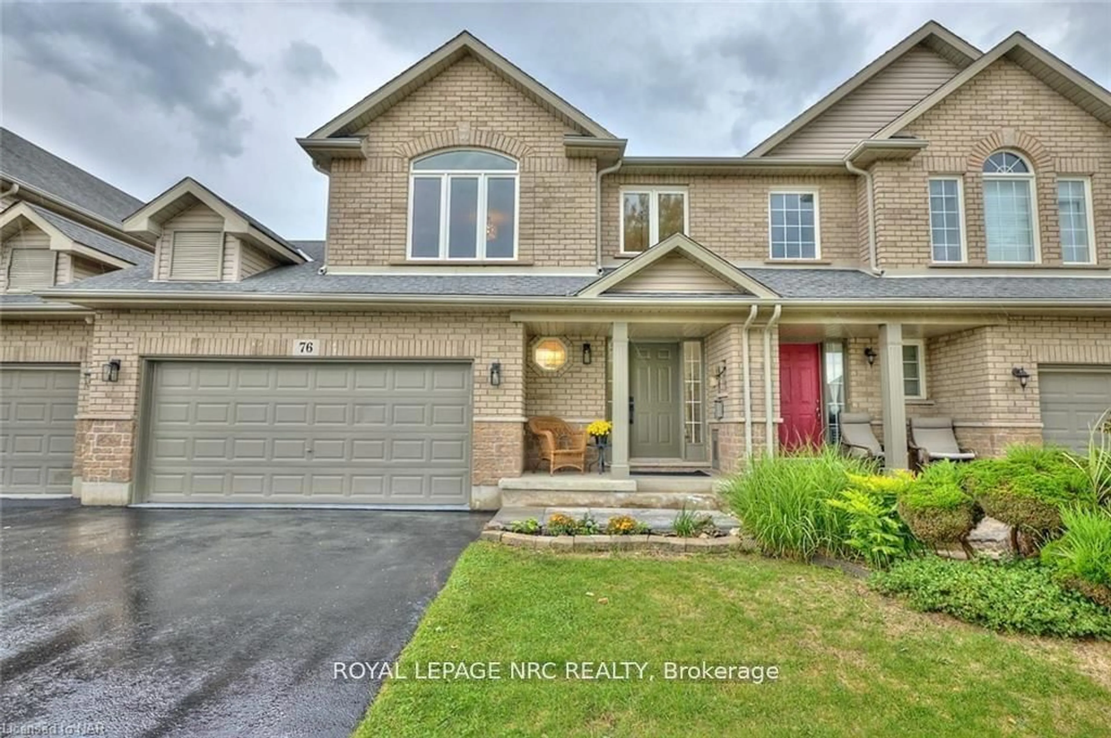 Home with brick exterior material, street for 76 Loretta Dr, Niagara-on-the-Lake Ontario L0S 1T0