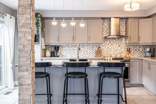 Additional property image - 3 Gowland Dr