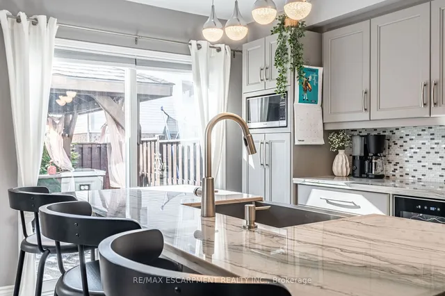 Additional property image - 3 Gowland Dr