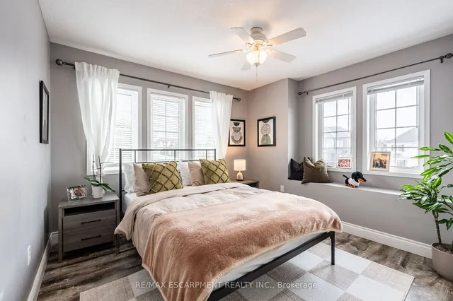 Additional property image - 3 Gowland Dr