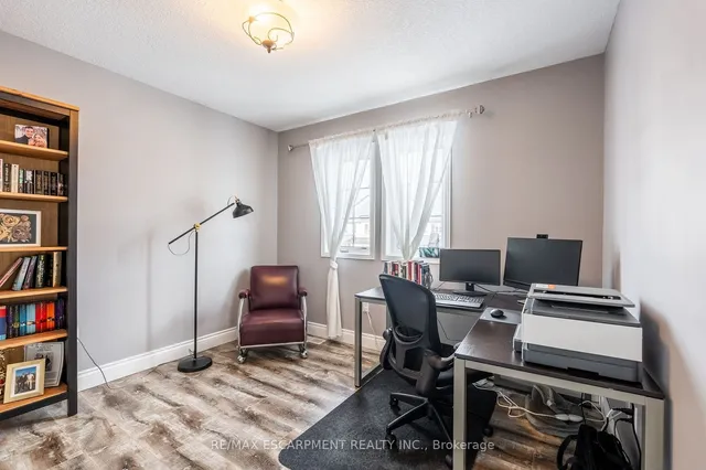 Additional property image - 3 Gowland Dr