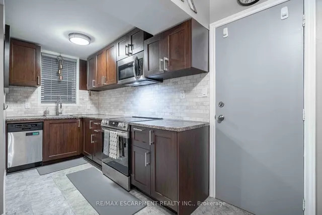 Additional property image - 356 HUNTER St Unit 9