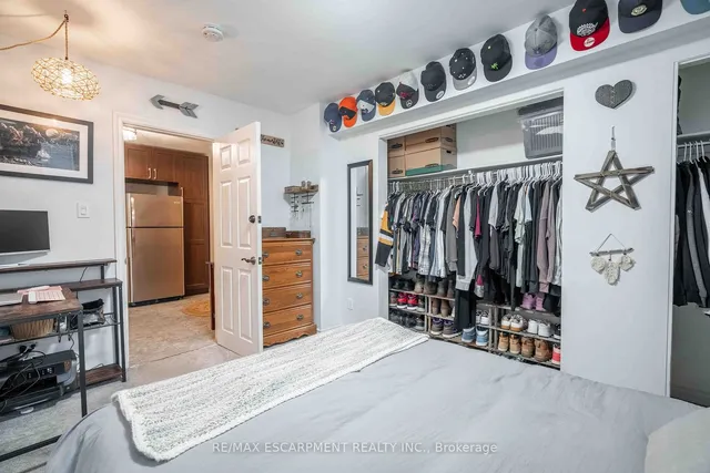 Additional property image - 356 HUNTER St Unit 9