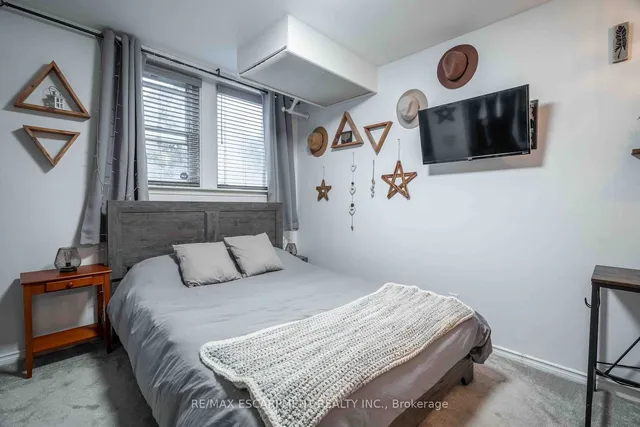 Additional property image - 356 HUNTER St Unit 9