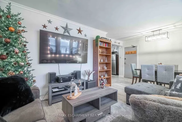 Additional property image - 356 HUNTER St Unit 9