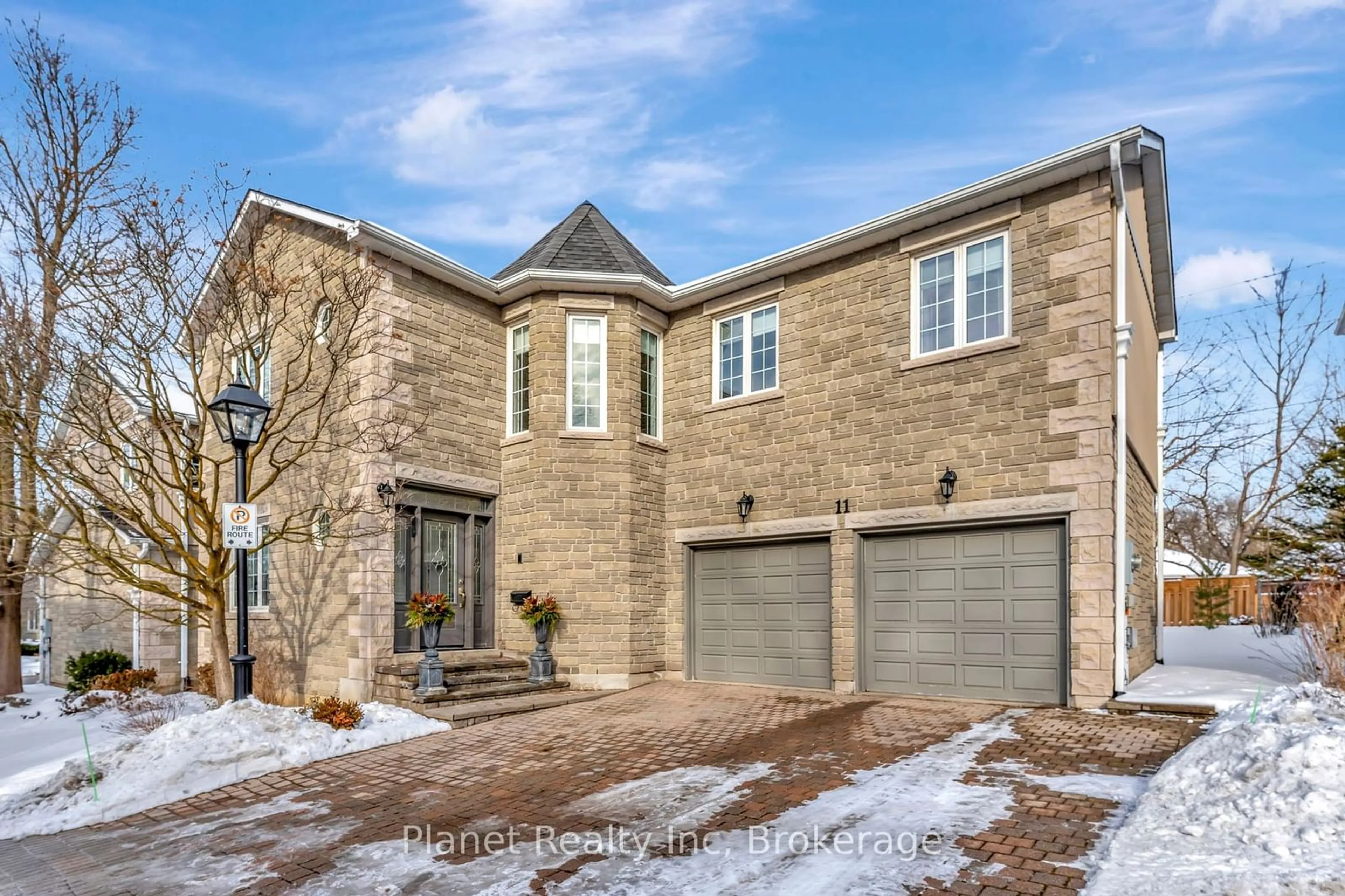 Home with brick exterior material, street for 25 Manor Park Cres #11, Guelph Ontario N1G 1A2