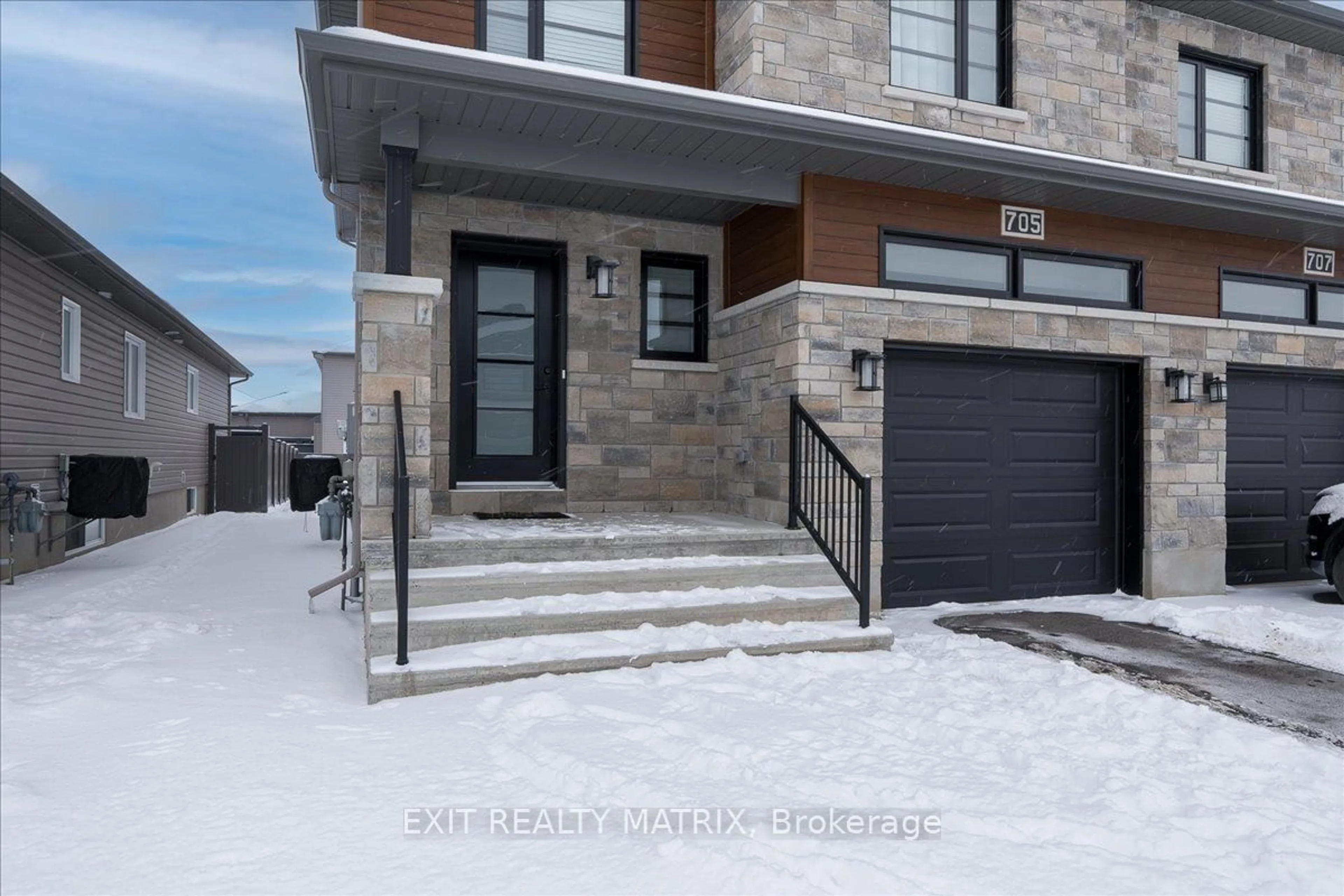 Home with brick exterior material, street for 705 AZURE St, Russell Ontario K4R 1E5