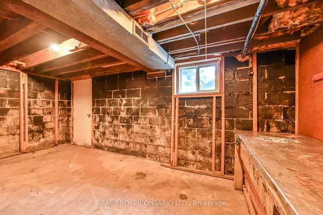 Additional property image - 417 Paling Ave