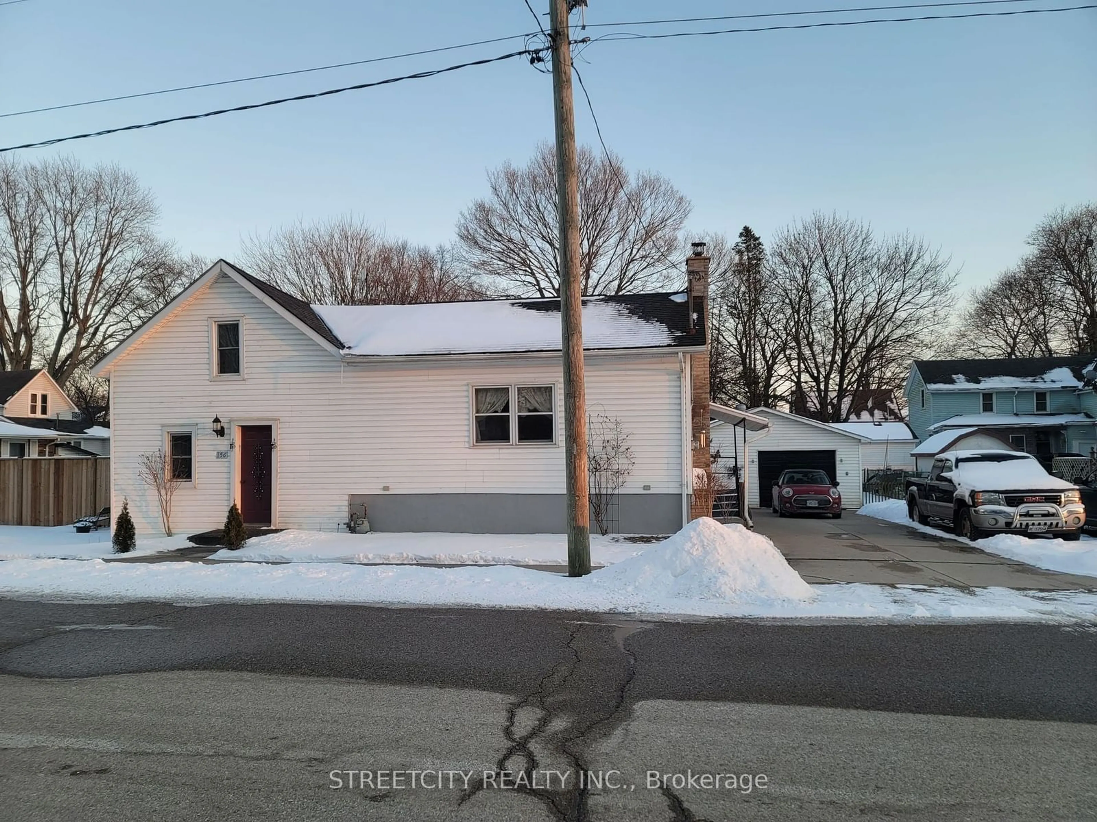 A pic from outside/outdoor area/front of a property/back of a property/a pic from drone, street for 156 Maple St, West Elgin Ontario N0L 2C0