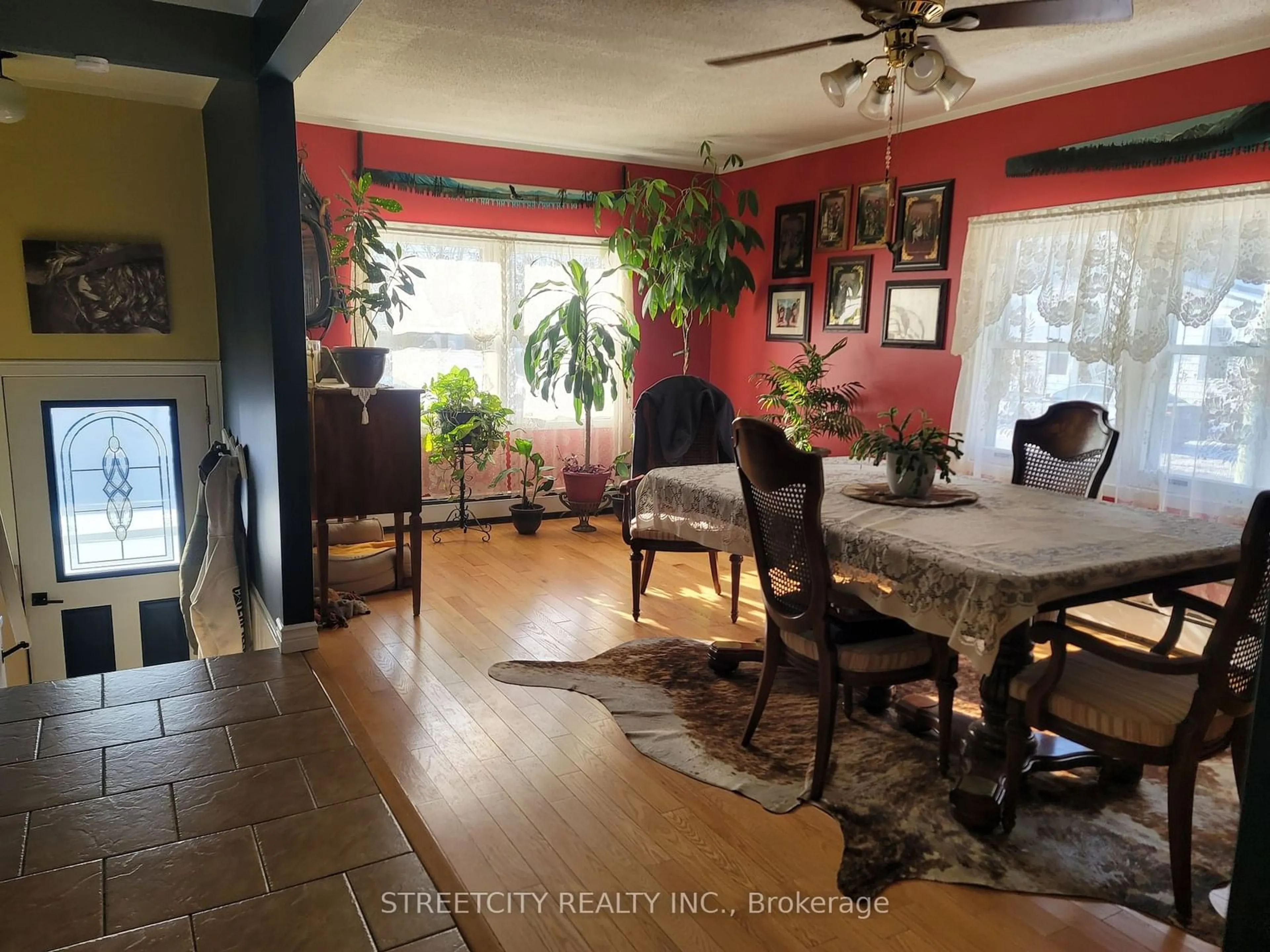 Dining room, unknown for 156 Maple St, West Elgin Ontario N0L 2C0