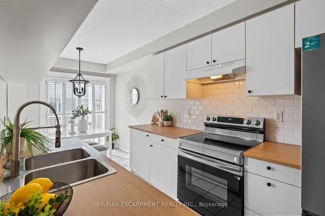 Additional property image - 485 Green Rd Unit 39