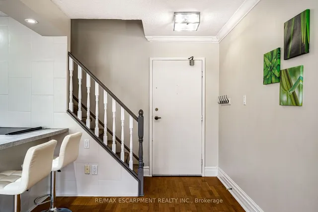 Additional property image - 10 John St Unit 209