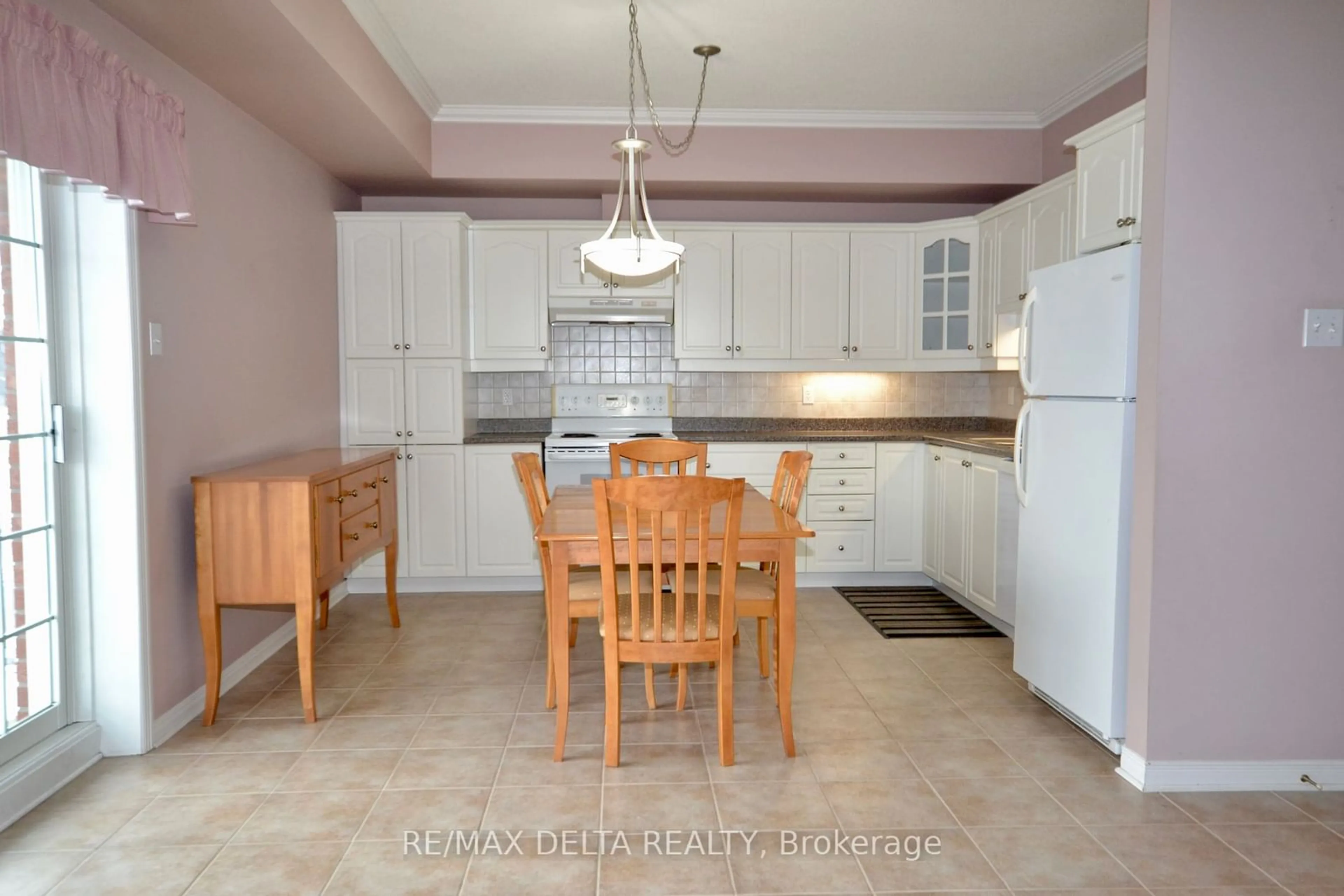 Standard kitchen, unknown for 2921 Laurier St #105, Clarence-Rockland Ontario K4K 1V2