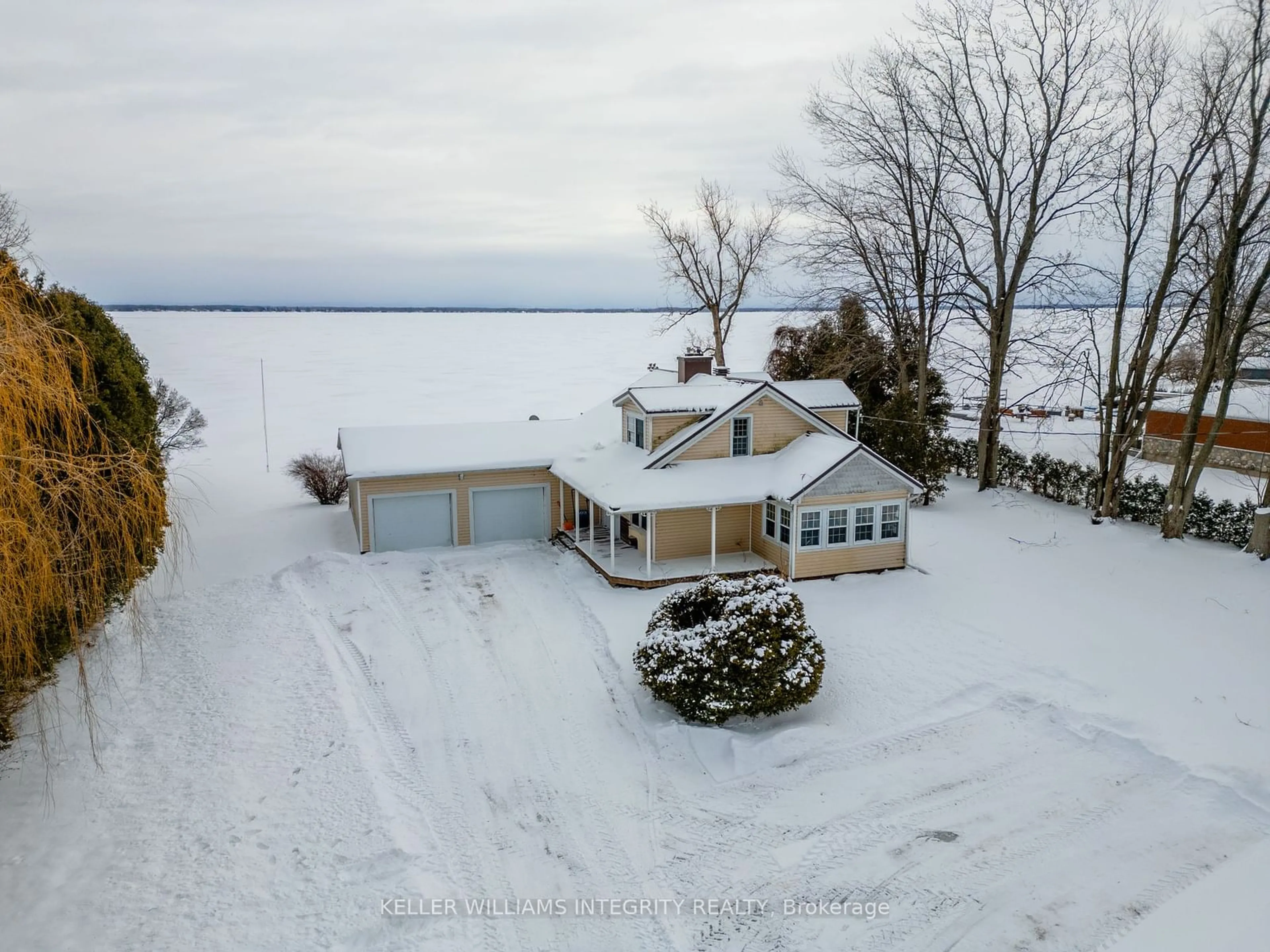 A pic from outside/outdoor area/front of a property/back of a property/a pic from drone, water/lake/river/ocean view for 6276 River Rd, South Glengarry Ontario K0C 1E0