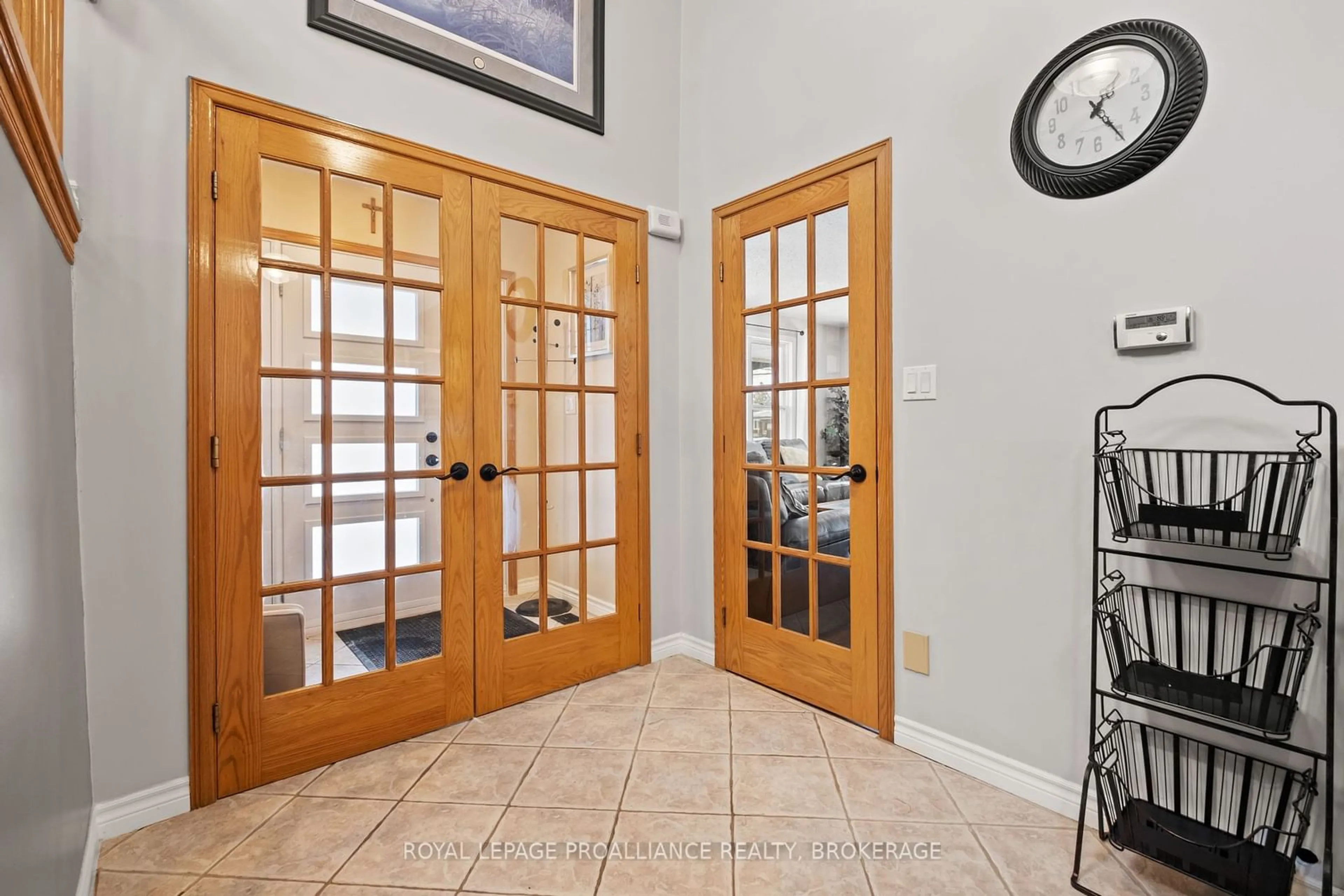 Indoor entryway for 2 Creighton Dr, Loyalist Ontario K0H 2H0