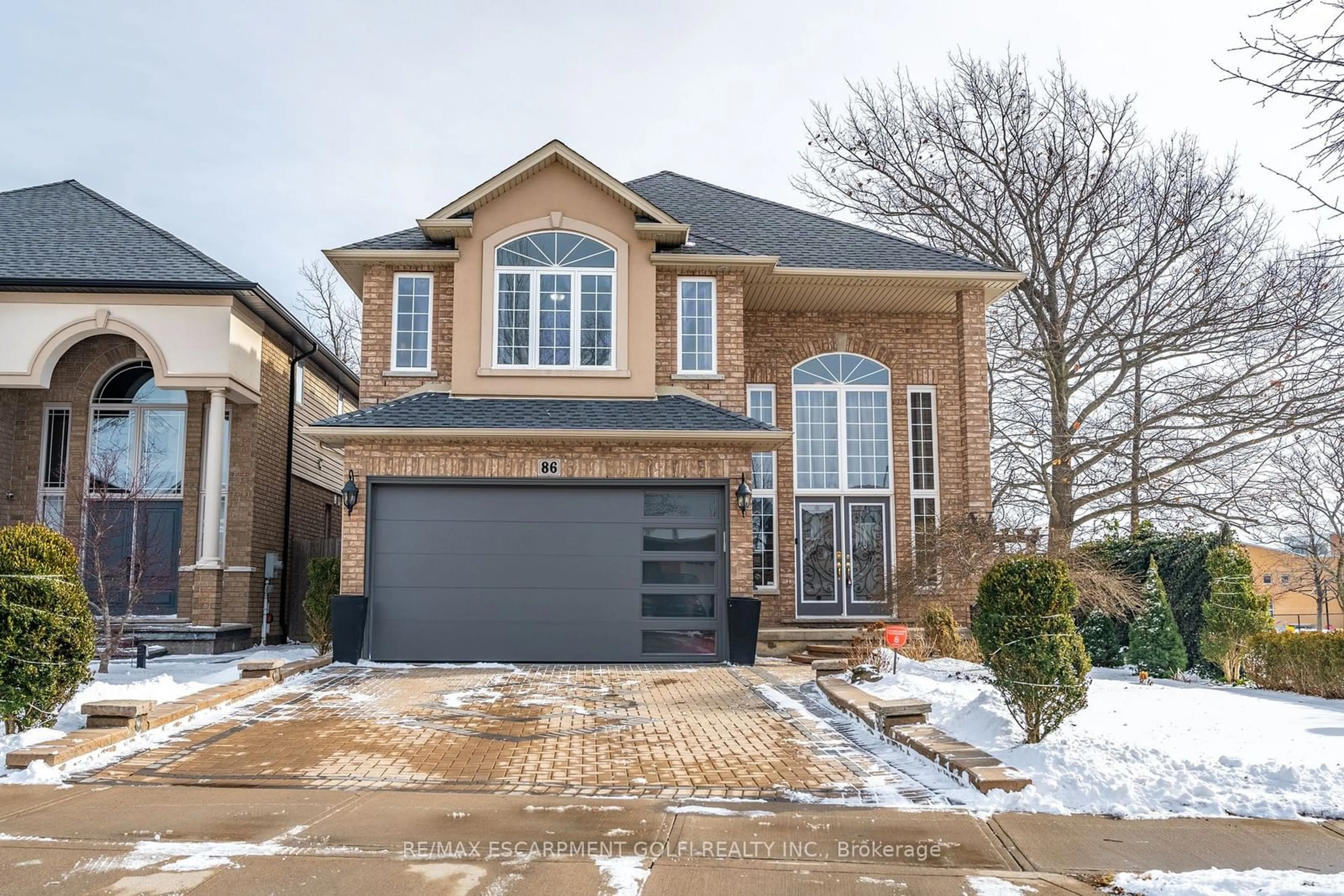 Home with brick exterior material, street for 86 Templemead Dr, Hamilton Ontario L8W 3G4