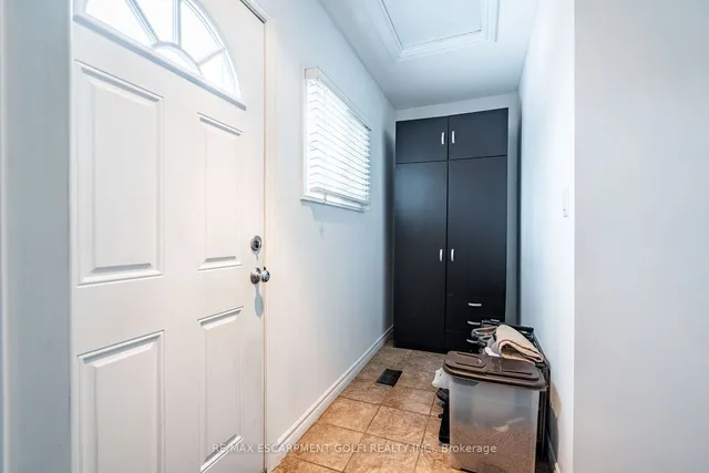 Additional property image - 76 Park Row