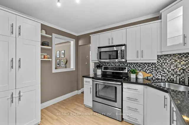 Additional property image - 377 East 16th St