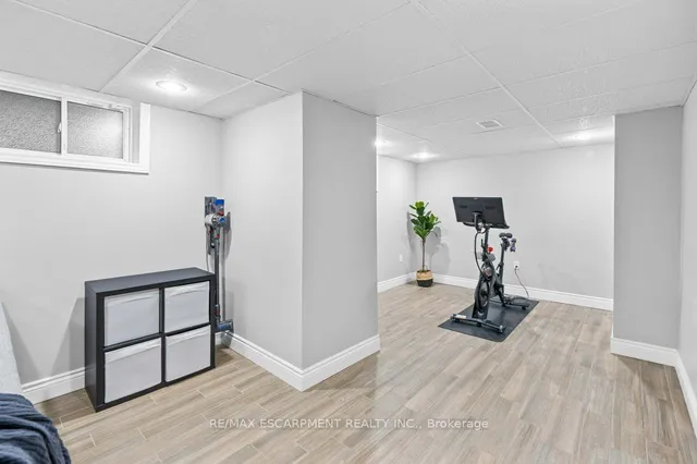 Additional property image - 377 East 16th St