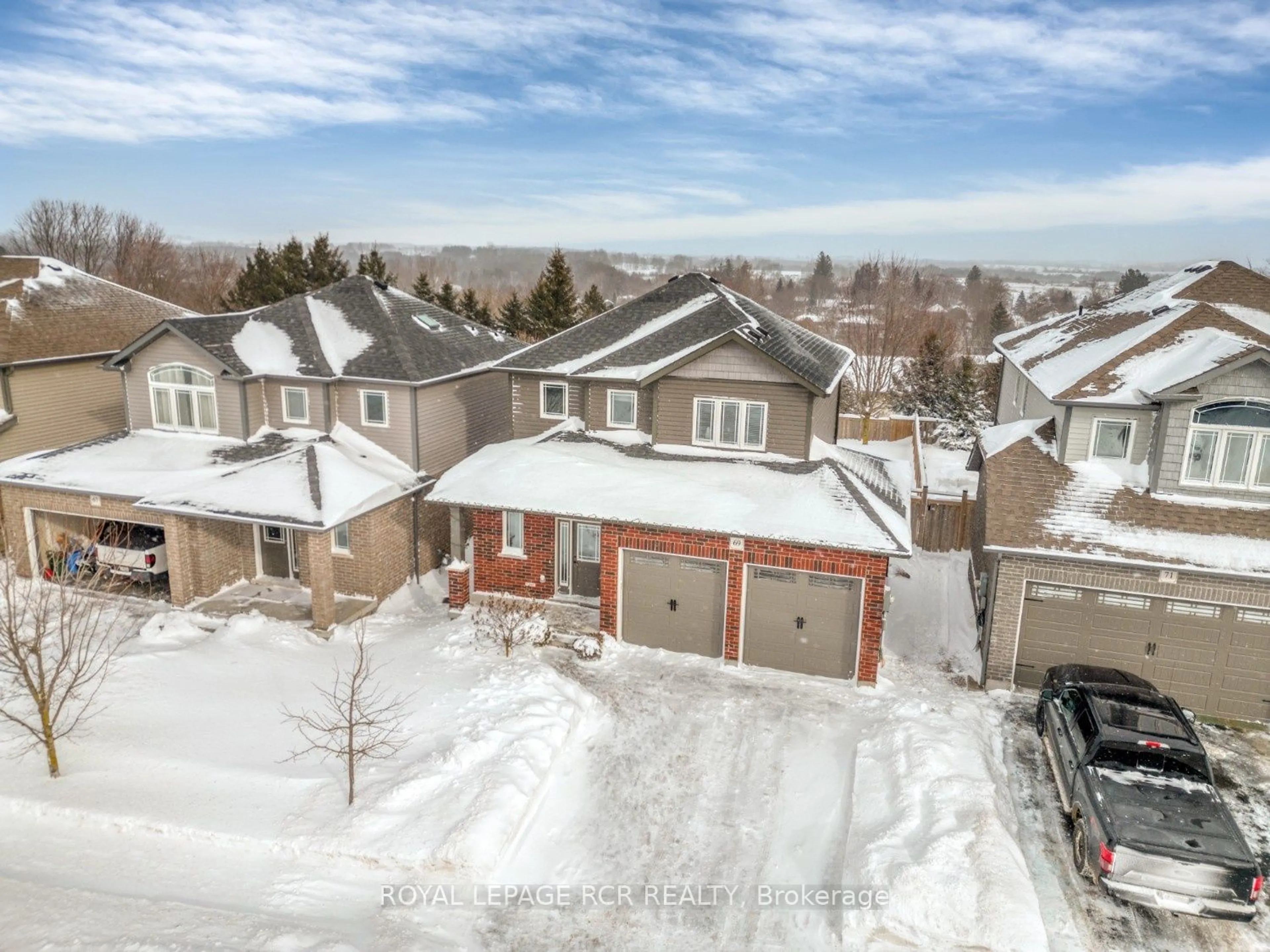 A pic from outside/outdoor area/front of a property/back of a property/a pic from drone, street for 69 Taylor Dr, East Luther Grand Valley Ontario L9W 6P4