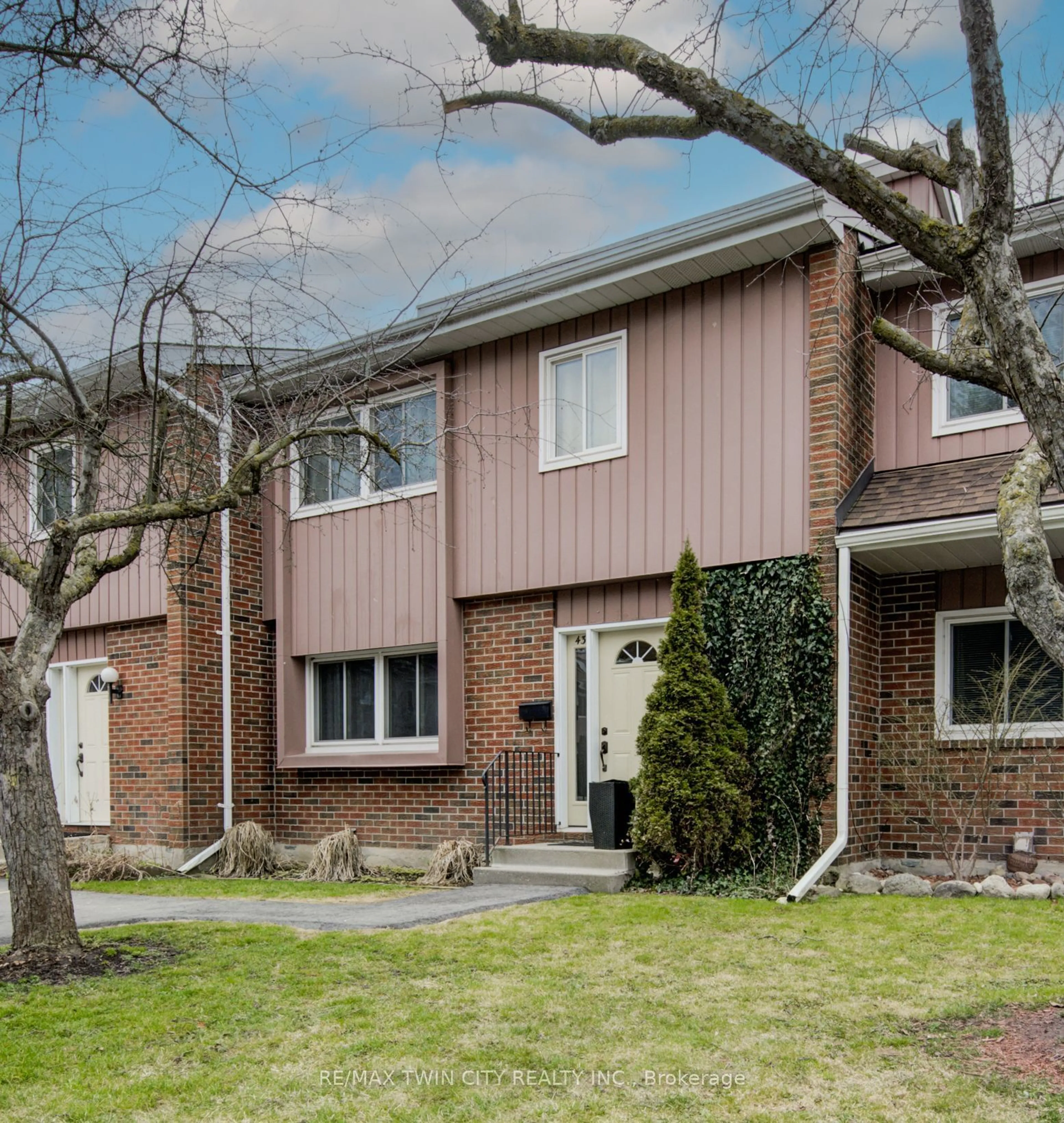 Home with brick exterior material, street for 121 University Ave #43, Waterloo Ontario N2J 4J1