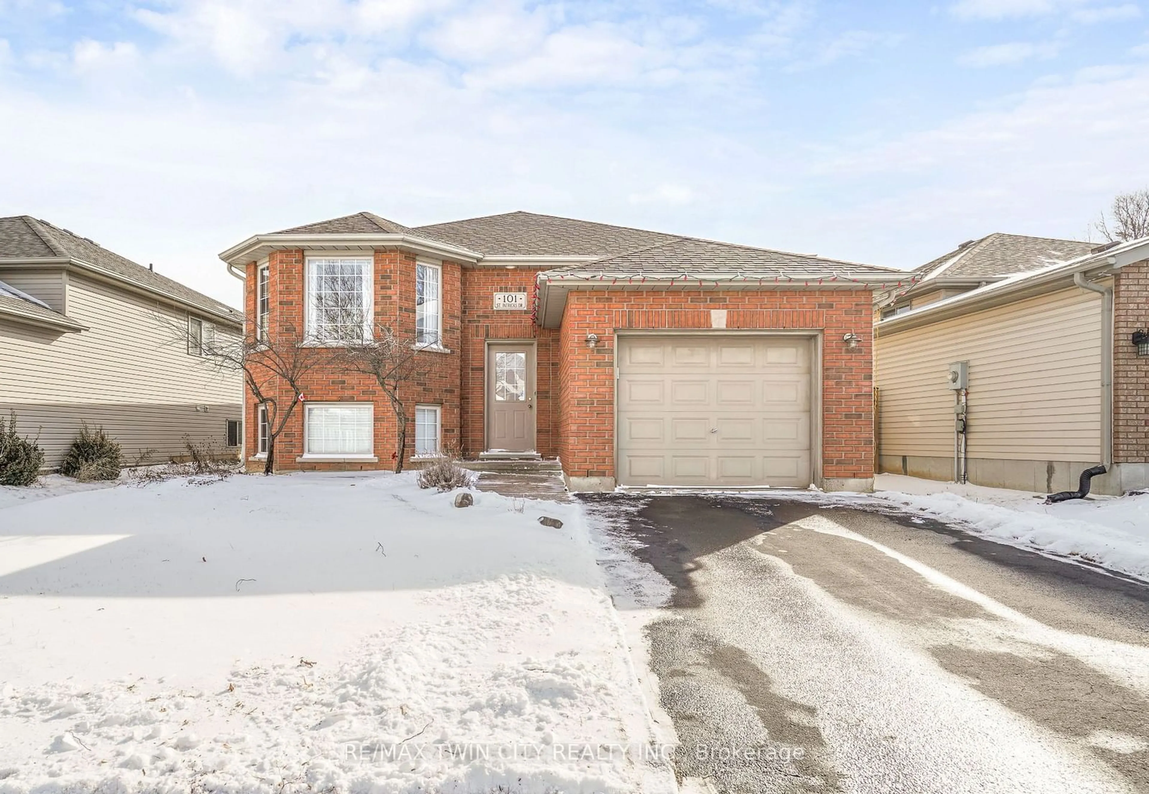 Home with brick exterior material, street for 101 St. Patrick's Dr, Brantford Ontario N3T 6M6