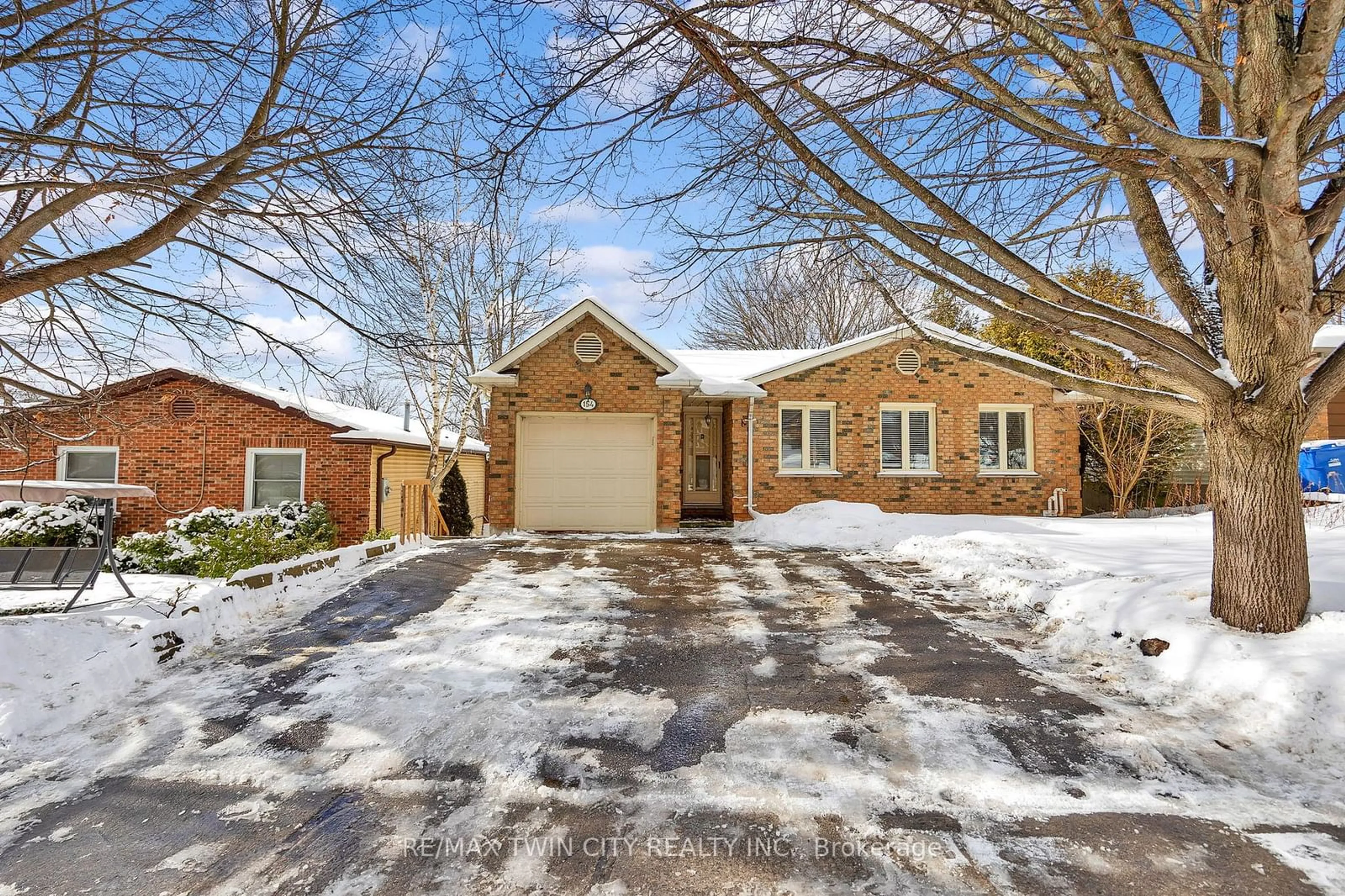 Home with brick exterior material, street for 154 DOVERCLIFFE Rd, Guelph Ontario N1G 3A6