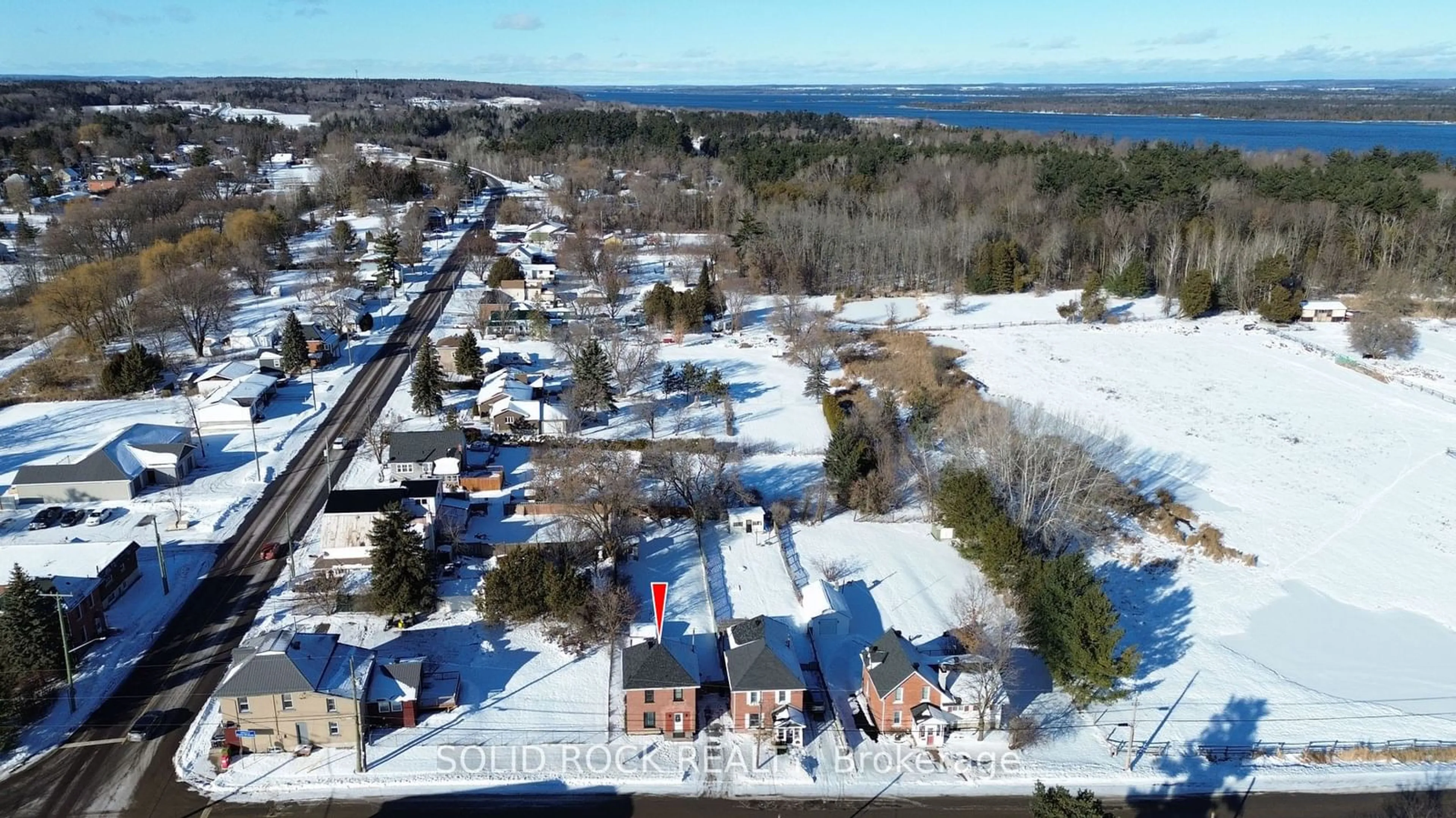 A pic from outside/outdoor area/front of a property/back of a property/a pic from drone, street for 115 DIVISION St, McNab/Braeside Ontario K2E 7Z4