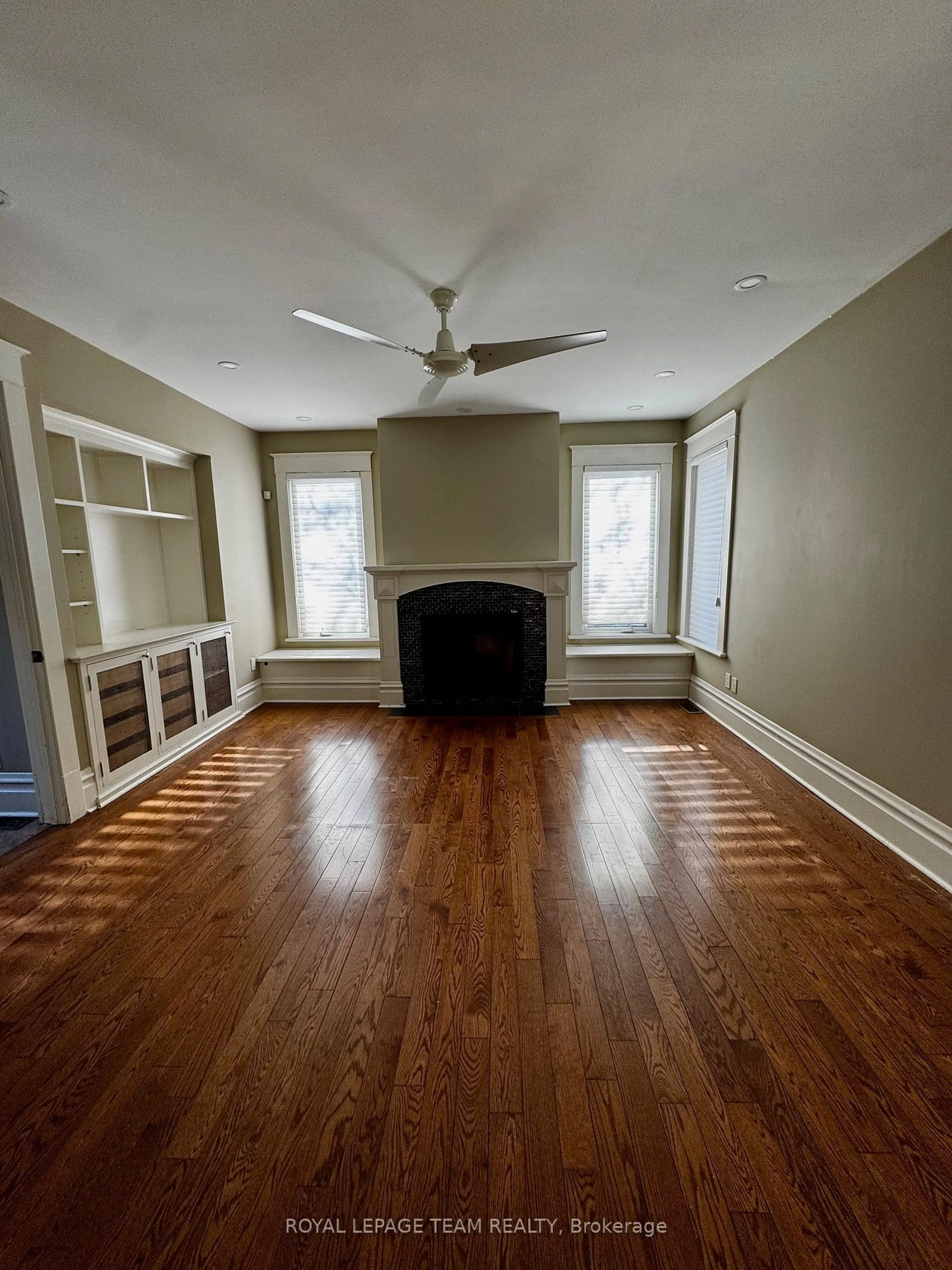 A pic of a room for 348 Somerset St, Lower Town - Sandy Hill Ontario K1N 6W7