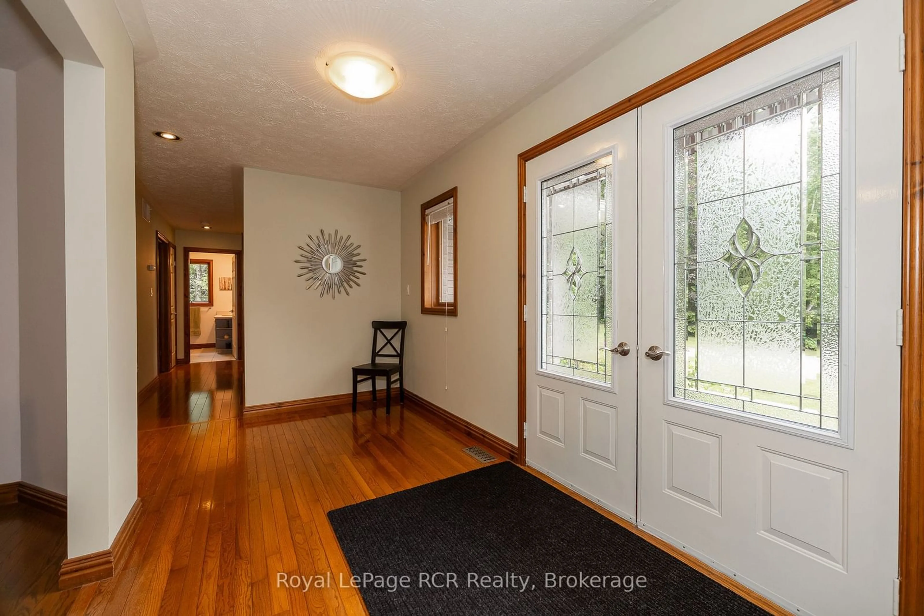 Indoor entryway for 78 LAKE St, Georgian Bluffs Ontario N0H 2K0