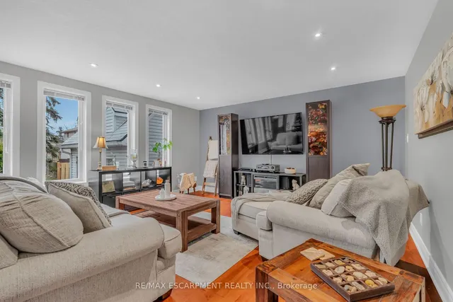 Additional property image - 82 Rymal Rd