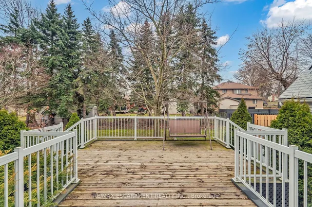 Additional property image - 82 Rymal Rd