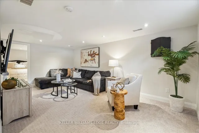 Additional property image - 4 Fernwood Cres
