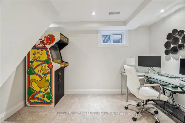 Additional property image - 4 Fernwood Cres